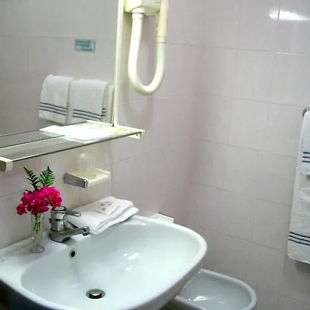 Du Parc 3* Atri