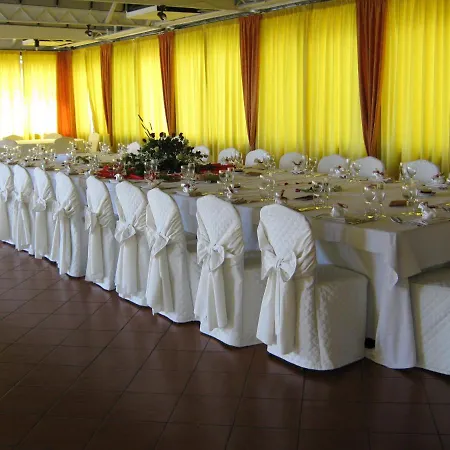 Du Parc 3* Atri