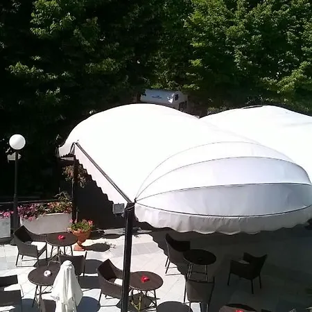 Du Parc 3*