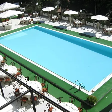 Du Parc ホテル アトリ